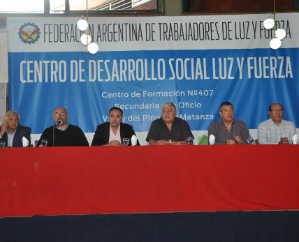 El Centro de Desarrollo Social Luz y Fuerza entregó1464 títulos en oficios